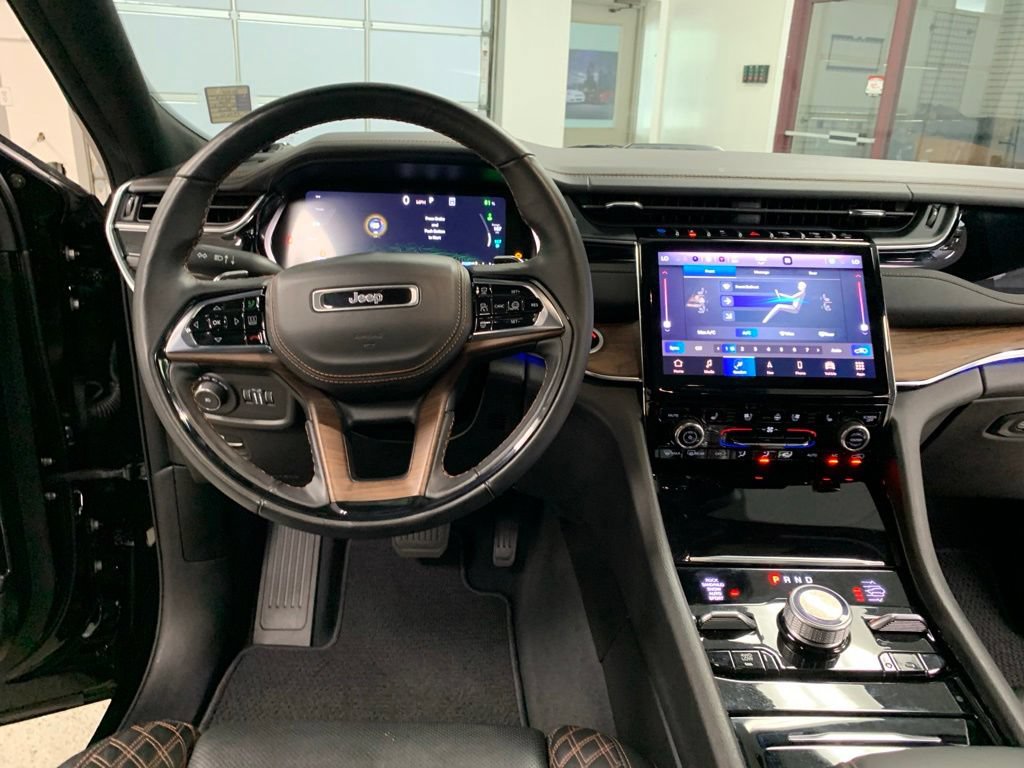 Certified 2023 Jeep Grand Cherokee Summit w/ Advanced Protech Group IV AWD/4WD image 19