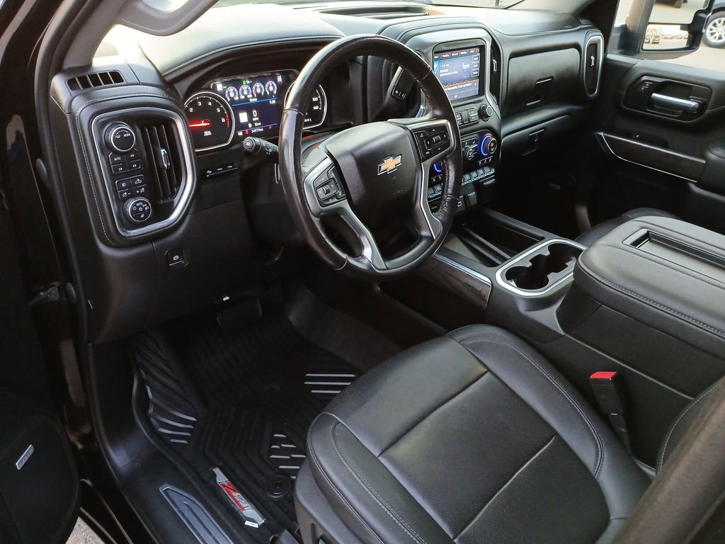 Used 2022 Chevrolet Silverado 3500 LTZ w/ LTZ Premium Package image 10