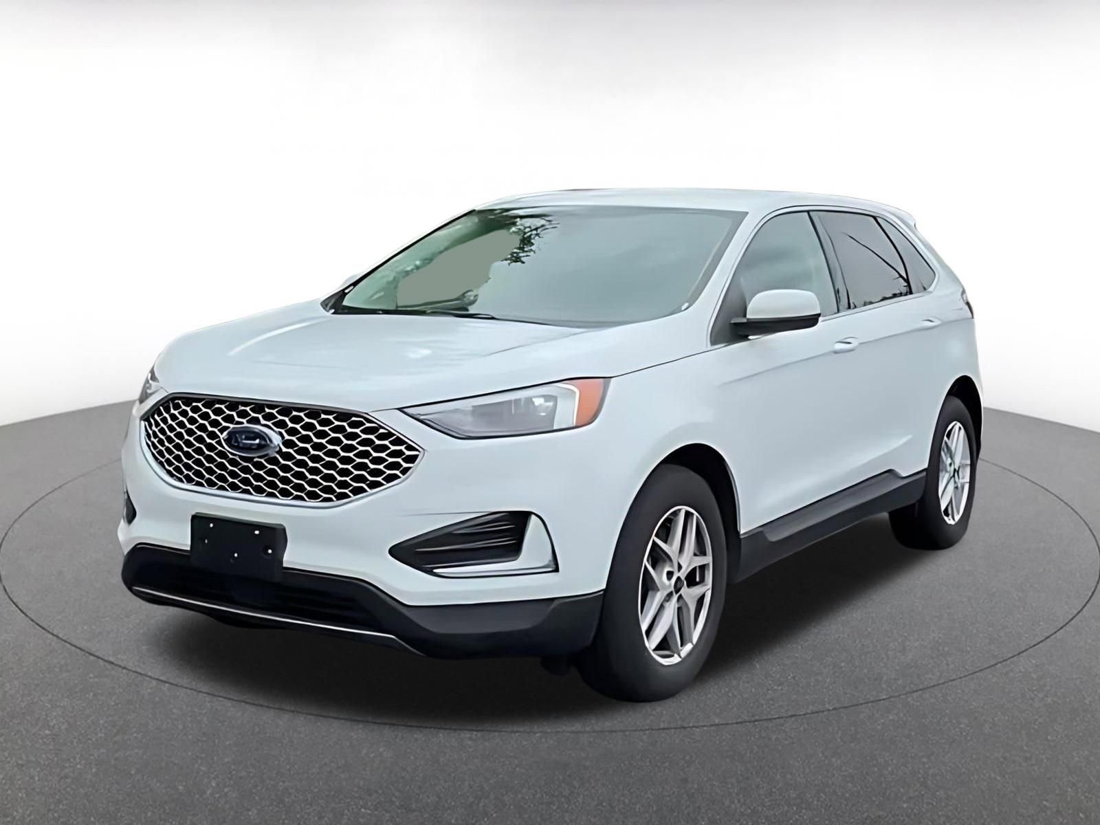 Used 2024 Ford Edge SEL image 7