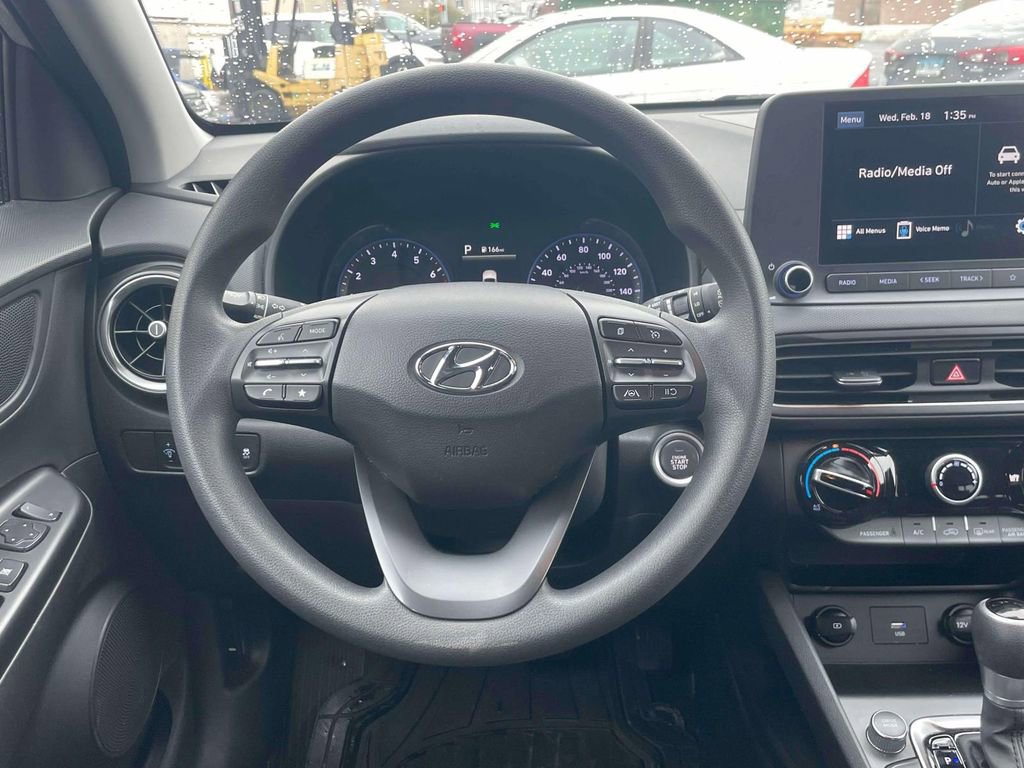 Used 2023 Hyundai Kona SEL image 14