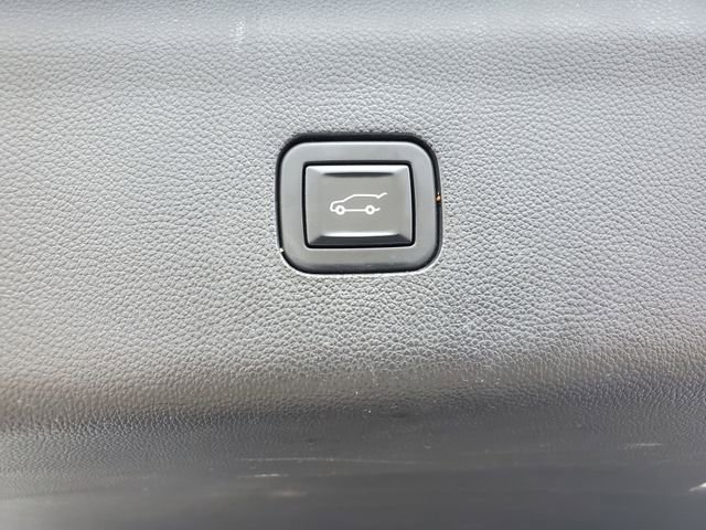 Certified 2020 Buick Enclave Essence image 13