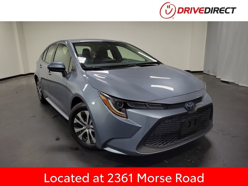 Used 2022 Toyota Corolla LE image 1