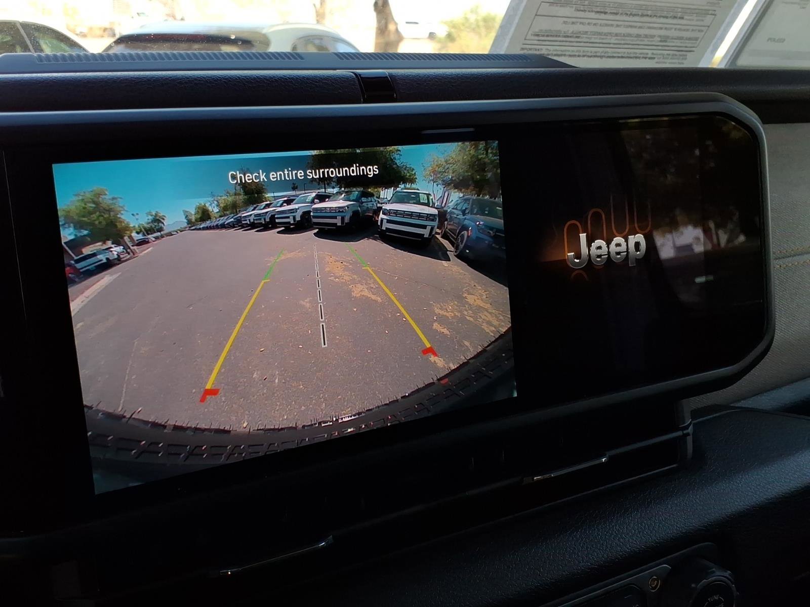 Used 2025 Jeep Wrangler Willys image 24