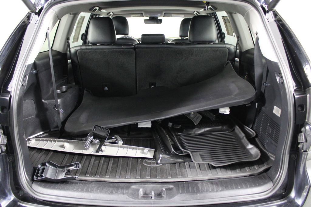 Used 2019 Toyota Highlander XLE w/ Protection Package #3 image 15