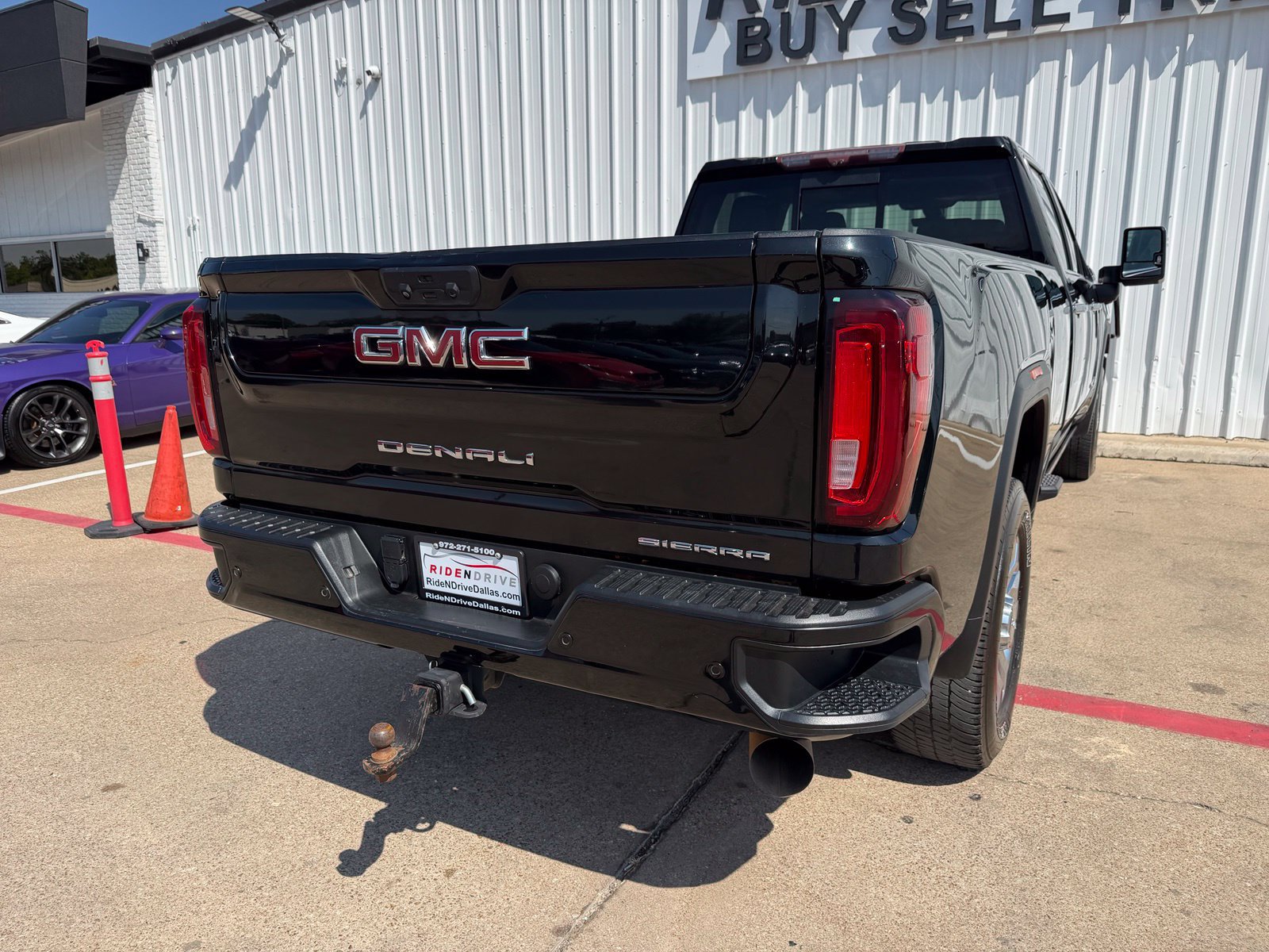 Used 2021 GMC Sierra 2500 Denali w/ Denali Ultimate Package AWD/4WD image 6