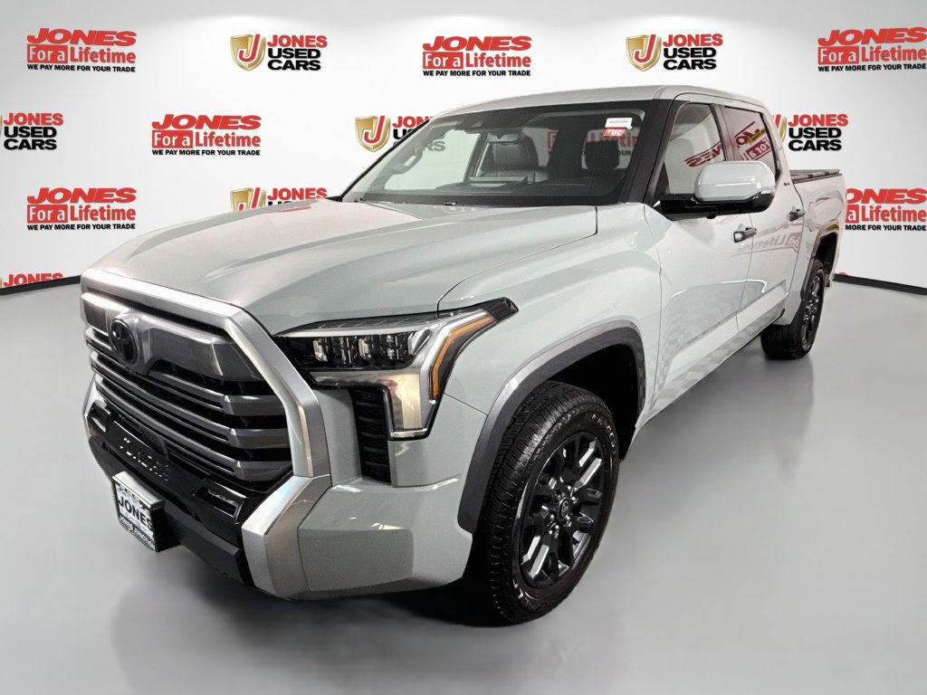 Used 2024 Toyota Tundra Limited AWD/4WD image 11