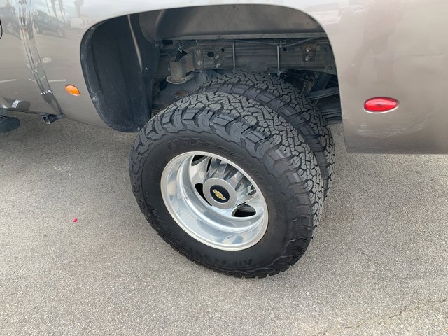 Used 2013 Chevrolet Silverado 3500 LT w/ Interior Plus Package image 10