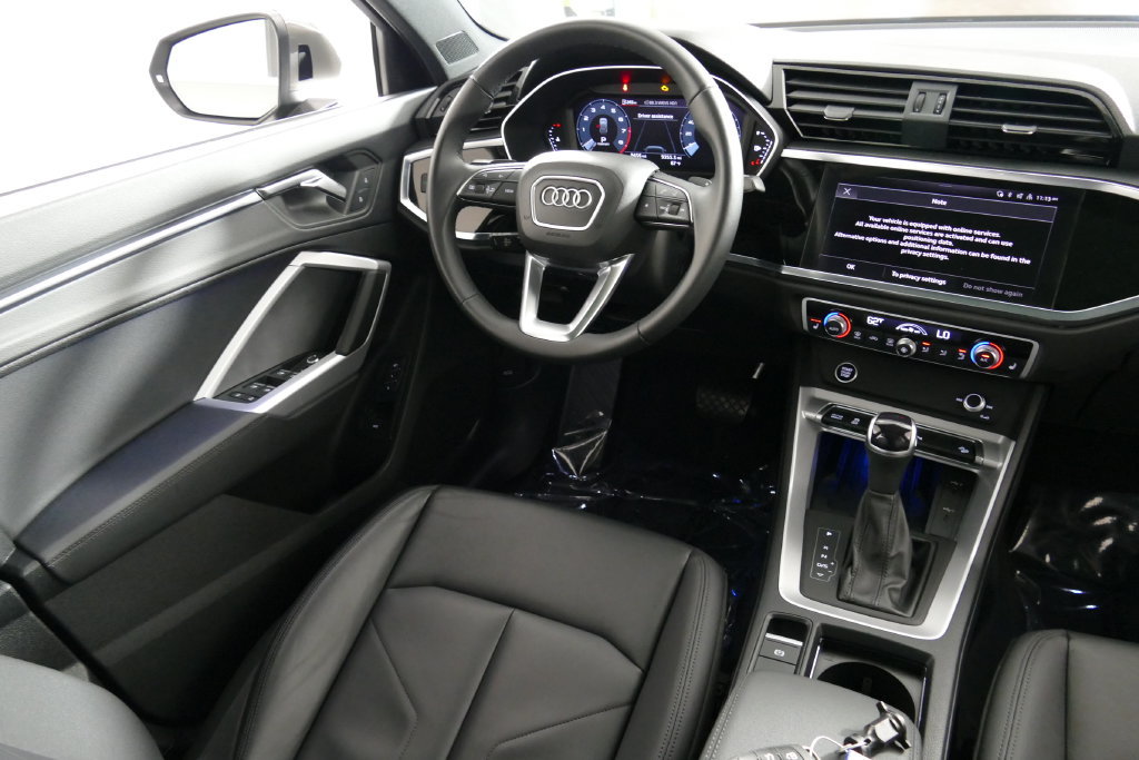 Used 2024 Audi Q3 2.0T Premium Plus AWD/4WD image 23