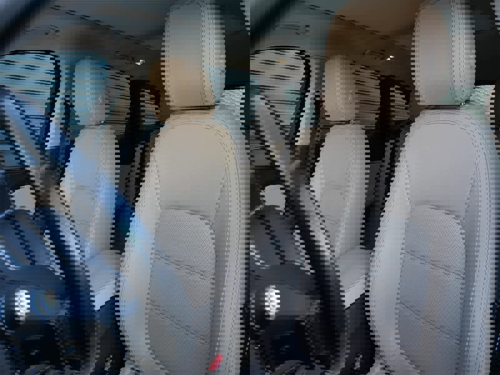 Used 2018 Jaguar F-PACE Prestige image 5