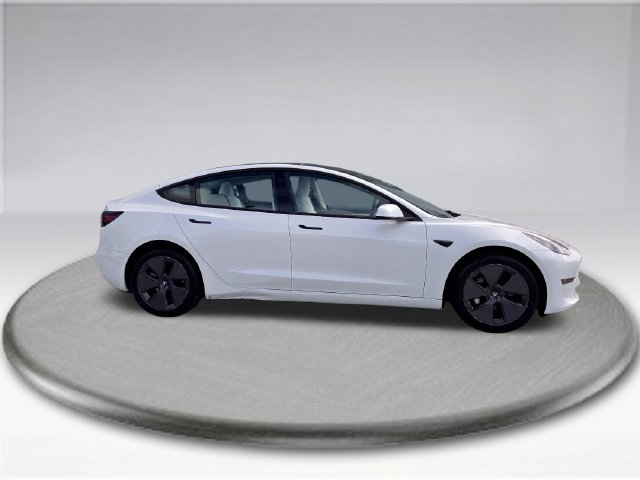 Used 2023 Tesla Model 3 Standard Range RWD image 10