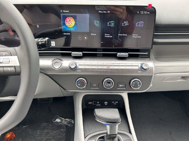 New 2027 Hyundai Kona SE AWD/4WD image 17