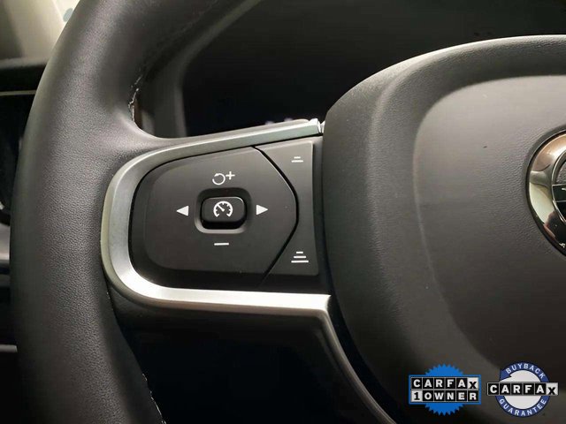Used 2025 Volvo XC60 B5 Core image 34