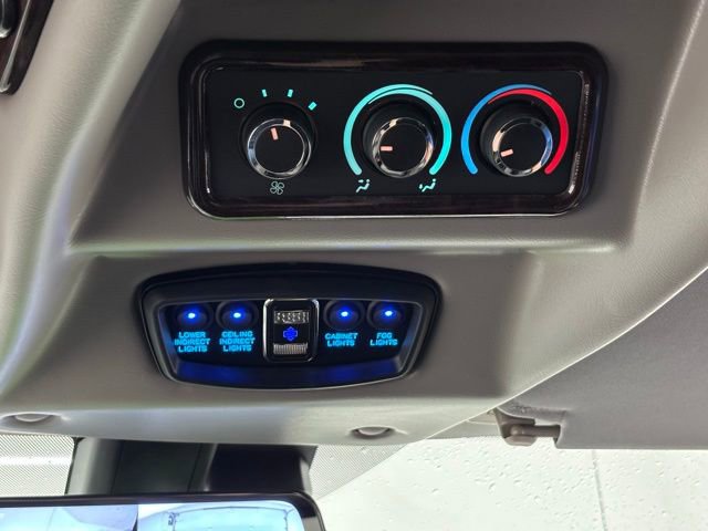 New 2026 GMC Savana 2500 image 30