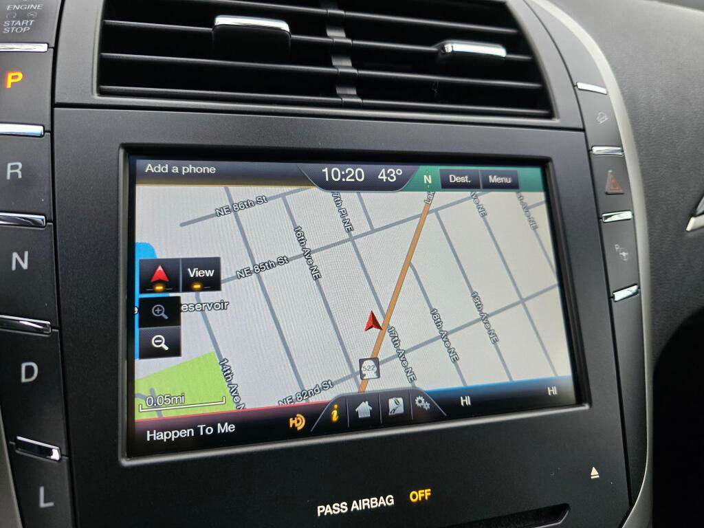 Used 2013 Lincoln MKZ Hybrid image 28