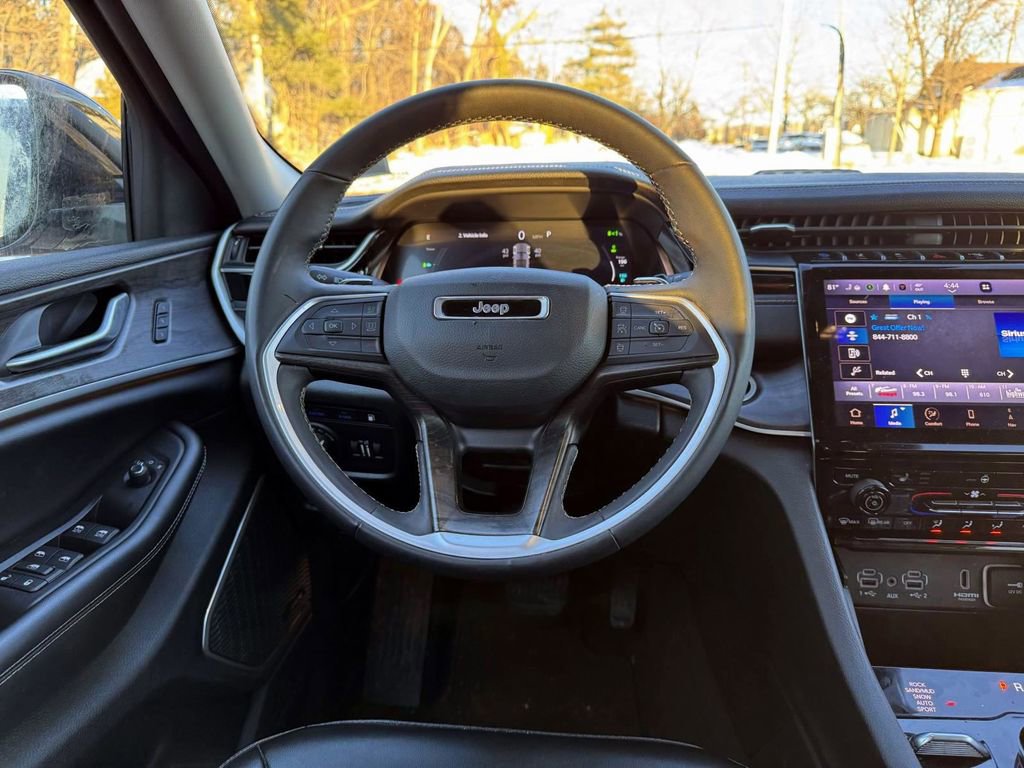 Used 2024 Jeep Grand Cherokee Limited 4xe image 14