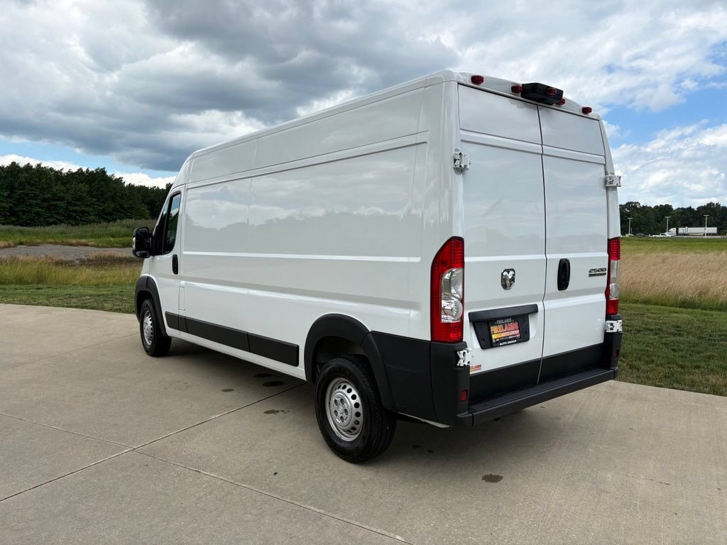 Used 2026 RAM ProMaster 2500 w/ Convenience Group FWD image 7