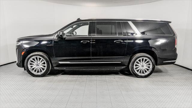 Used 2022 Cadillac Escalade ESV Premium Luxury AWD/4WD image 3