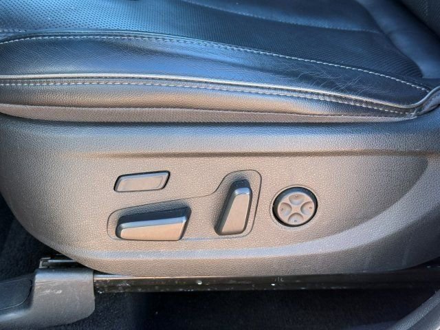 Used 2023 Hyundai Santa Fe Limited image 13