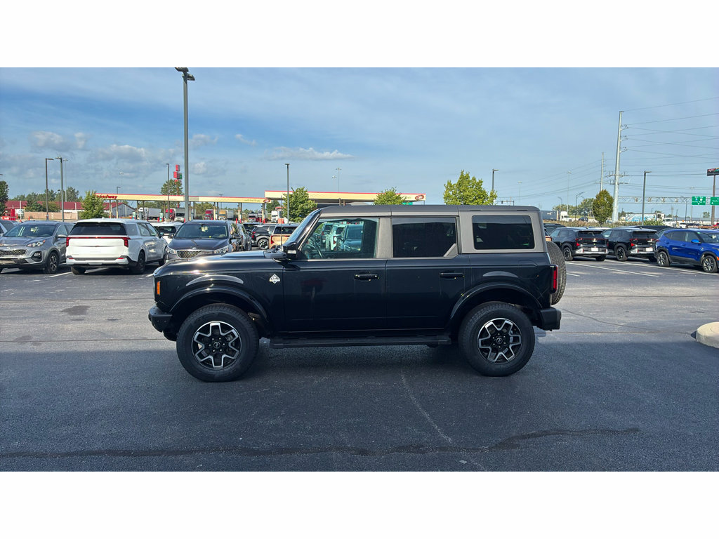 Used 2022 Ford Bronco Outer Banks AWD/4WD image 4