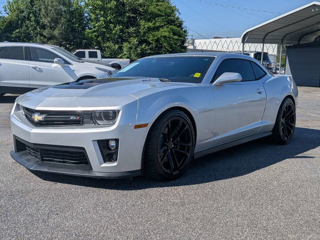 Used 2013 Chevrolet Camaro ZL1 RWD image 8