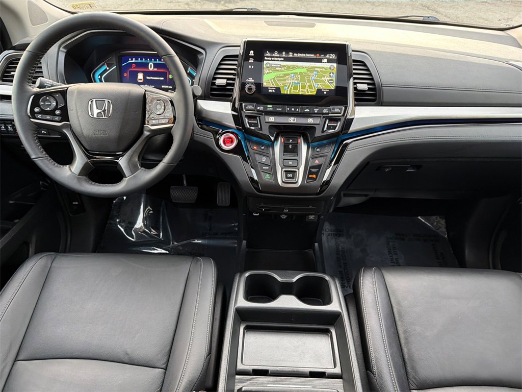 Used 2023 Honda Odyssey Touring image 23