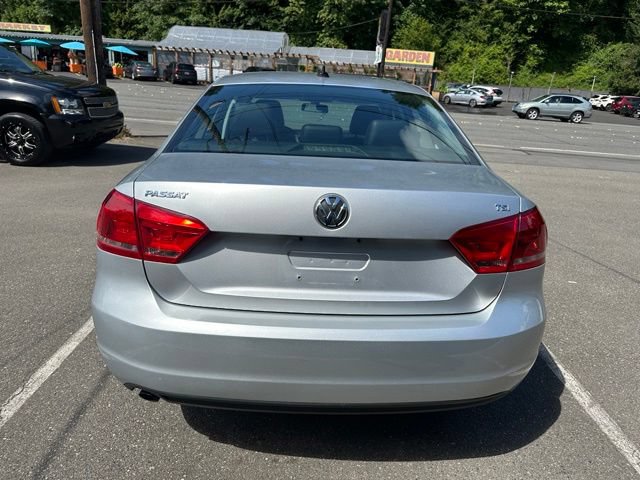 Used 2015 Volkswagen Passat 1.8T Wolfsburg Edition w/ Technology Package FWD image 6
