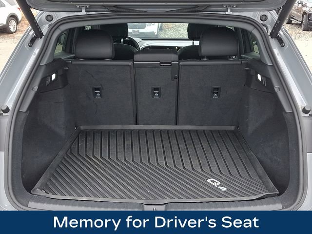 Used 2023 Audi Q4 e-tron Premium Plus w/ Premium Plus image 32