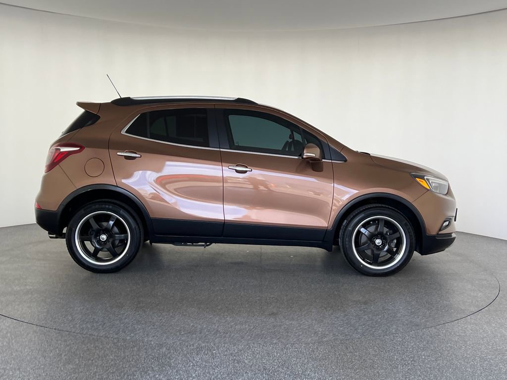 Used 2017 Buick Encore Sport Touring AWD/4WD image 2