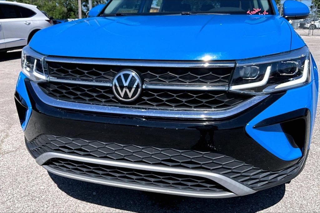 Used 2022 Volkswagen Taos SEL AWD/4WD image 37