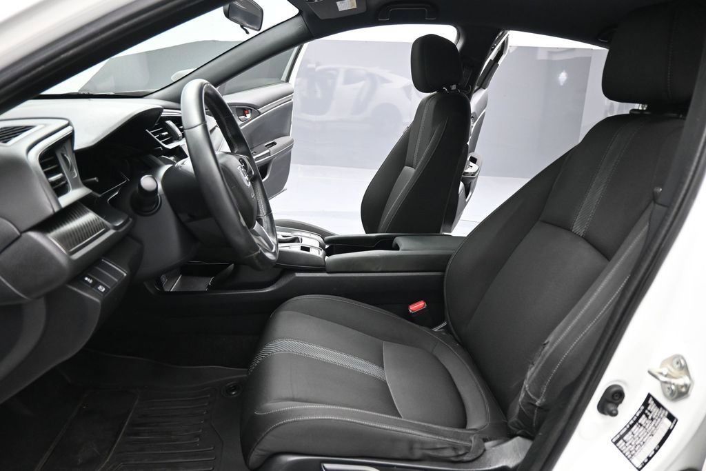 Used 2018 Honda Civic Sport image 8