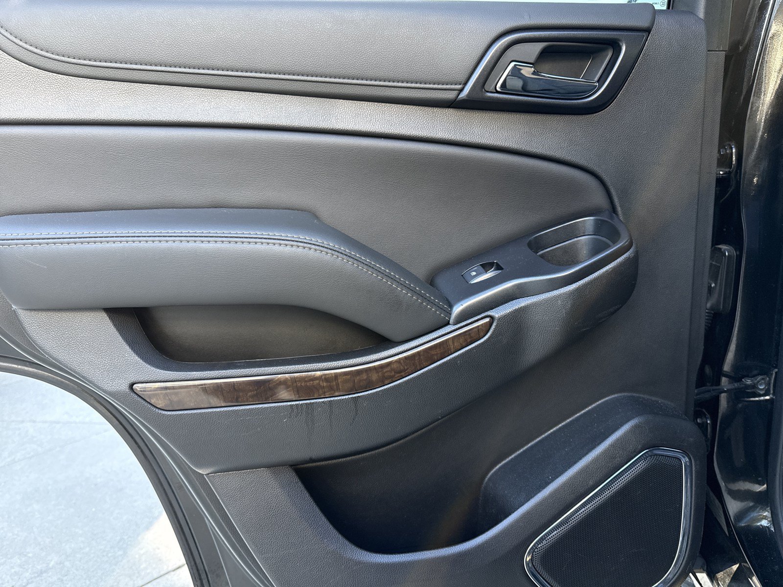 Used 2020 Chevrolet Tahoe LS RWD image 36
