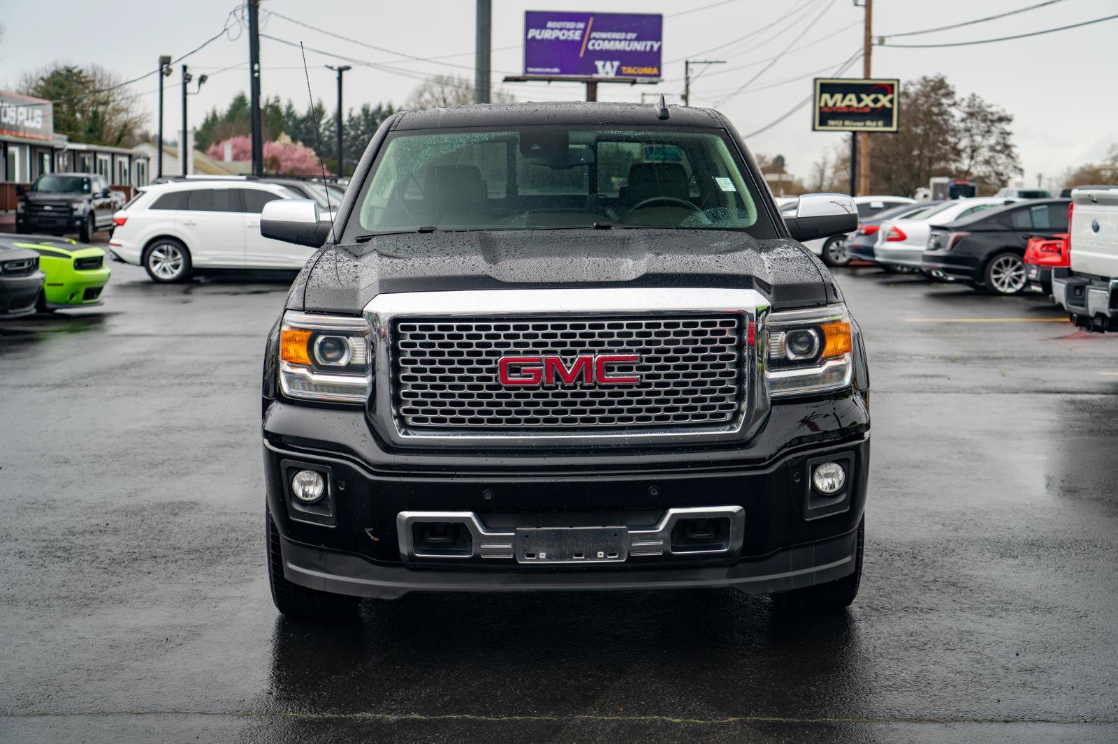 Used 2015 GMC Sierra 1500 Denali w/ Driver Alert Package AWD/4WD image 3