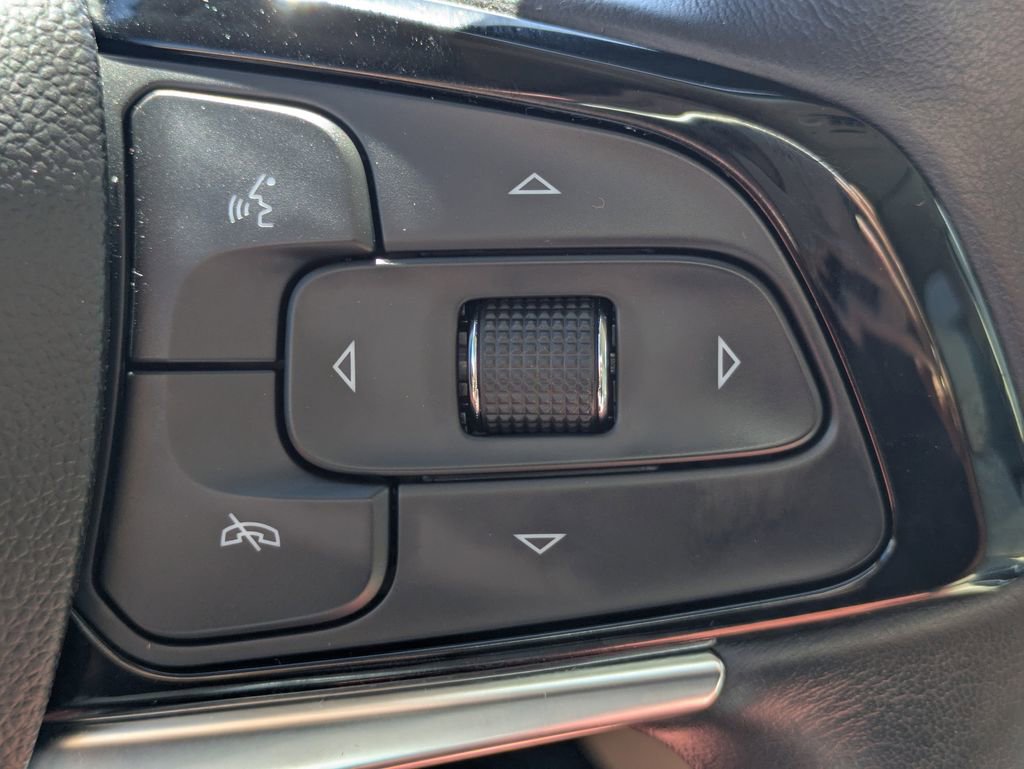 Used 2023 Buick Enclave Premium w/ Experience Buick Package image 31