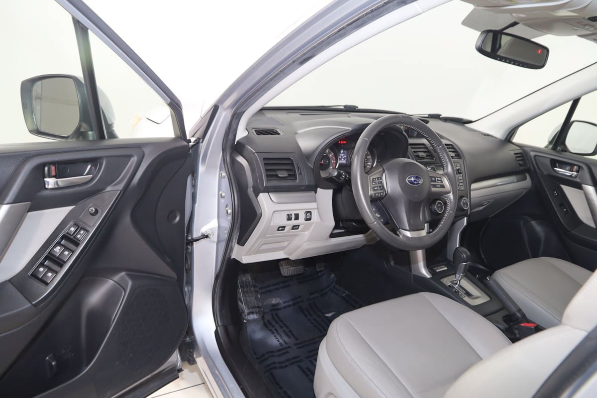Used 2015 Subaru Forester 2.5i Limited AWD/4WD image 42
