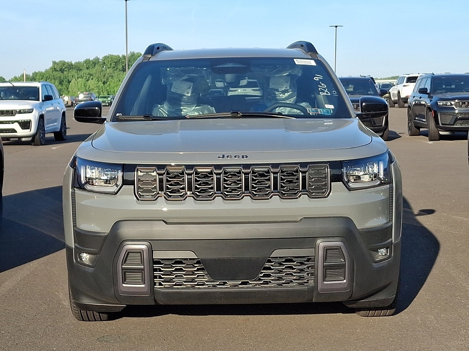 New 2026 Jeep Cherokee Laredo AWD/4WD image 2