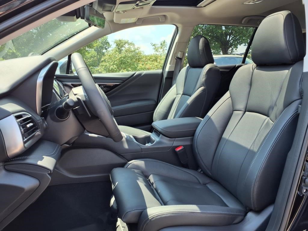 New 2025 Subaru Outback Touring XT image 11