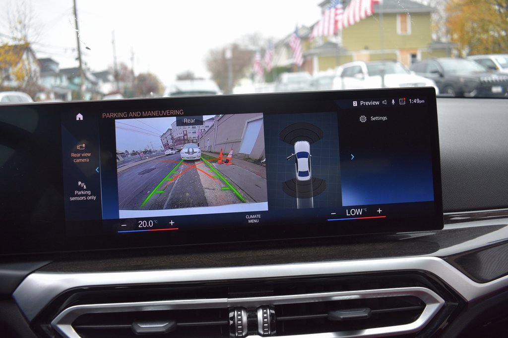 Used 2024 BMW 330i Sedan w/ Convenience Package image 18