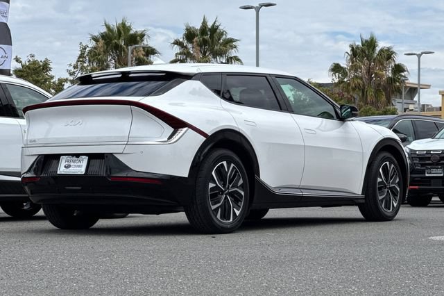 Used 2024 Kia EV6 Wind RWD image 4