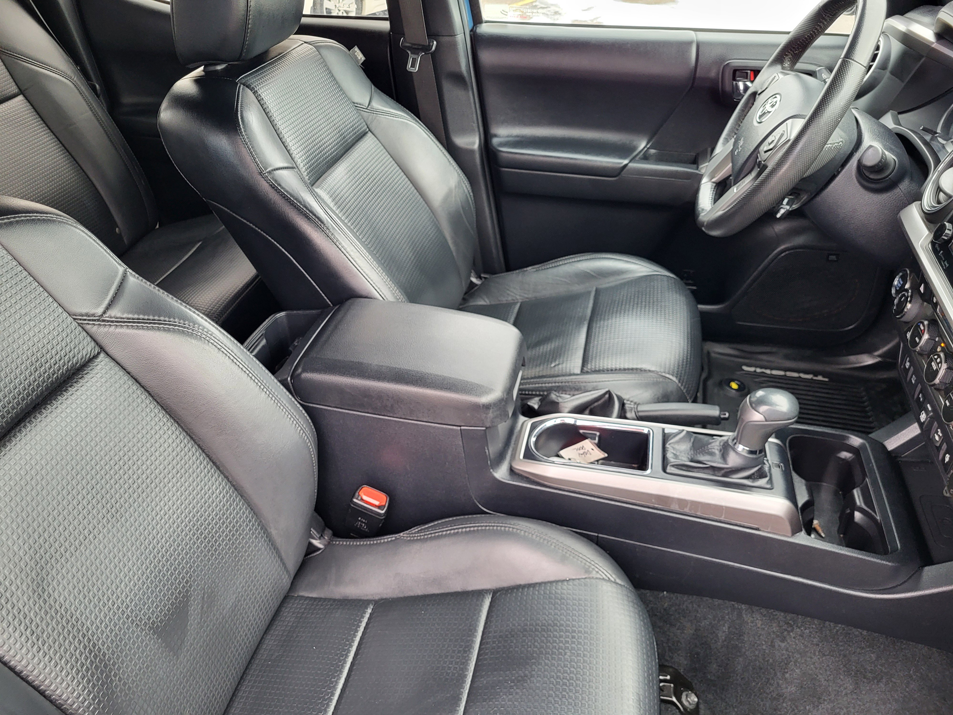 Used 2019 Toyota Tacoma SR5 image 14