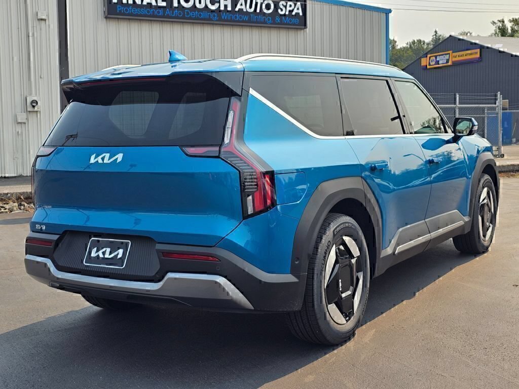 New 2026 Kia EV9 Wind AWD/4WD image 5