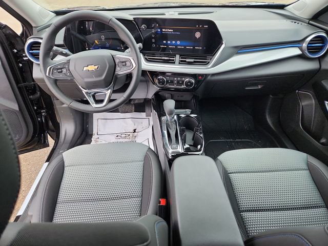 Used 2026 Chevrolet Trax LT w/ Driver Confidence Package image 19