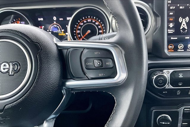 Used 2023 Jeep Gladiator Overland image 13