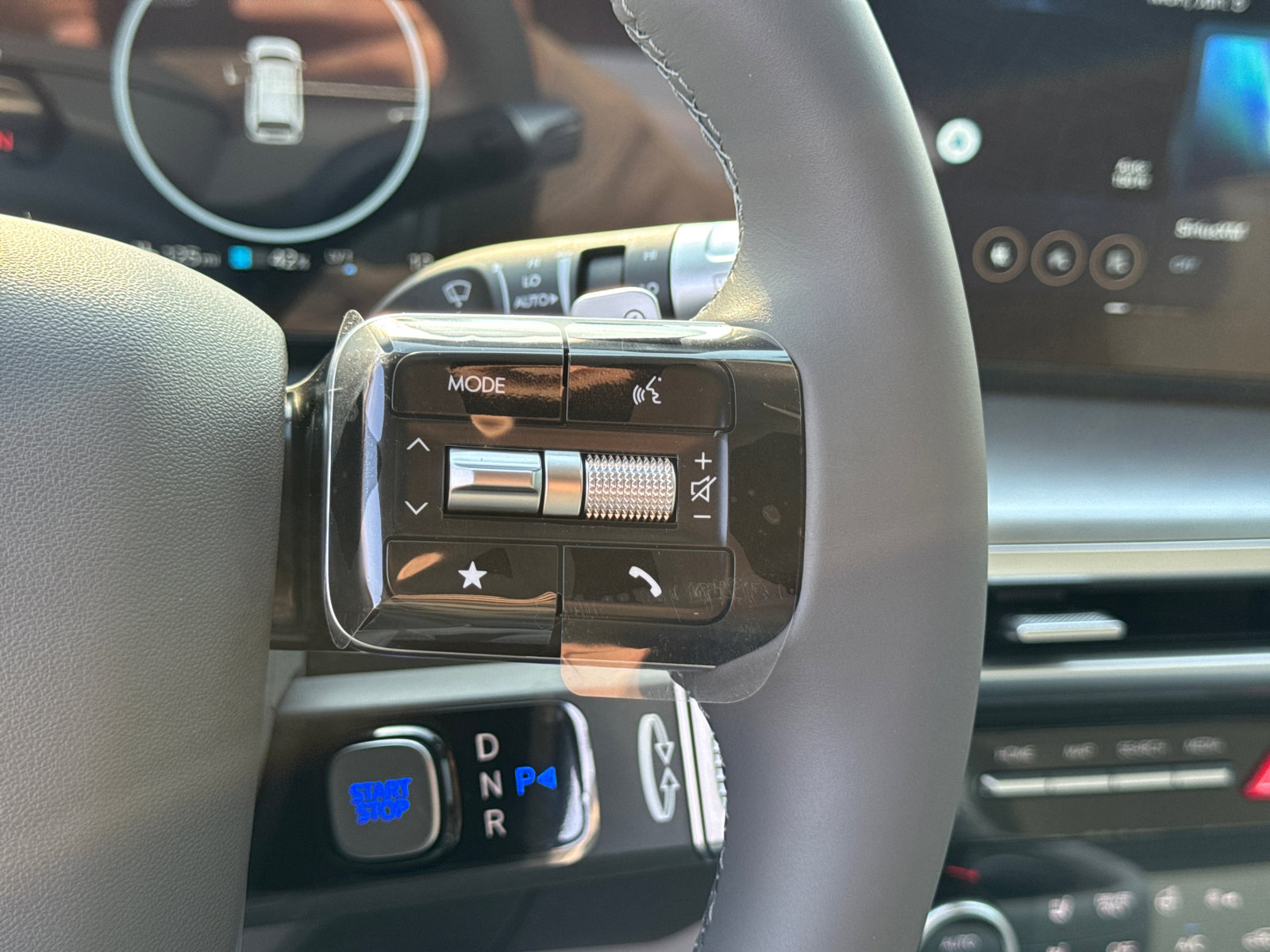 New 2026 Hyundai Ioniq 9 Limited image 18