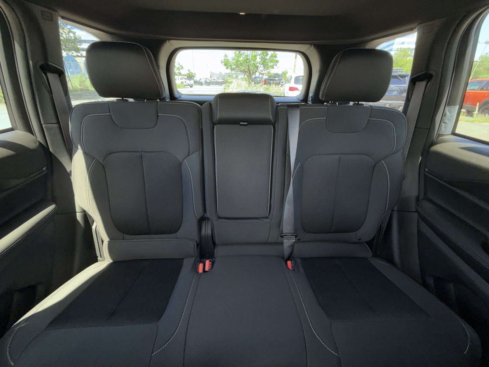 New 2026 Jeep Grand Cherokee Laredo X AWD/4WD image 24