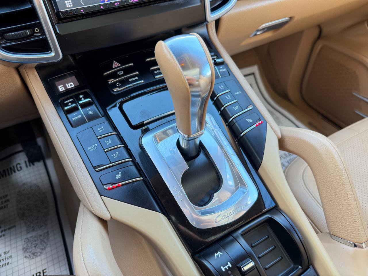 Used 2012 Porsche Cayenne image 22