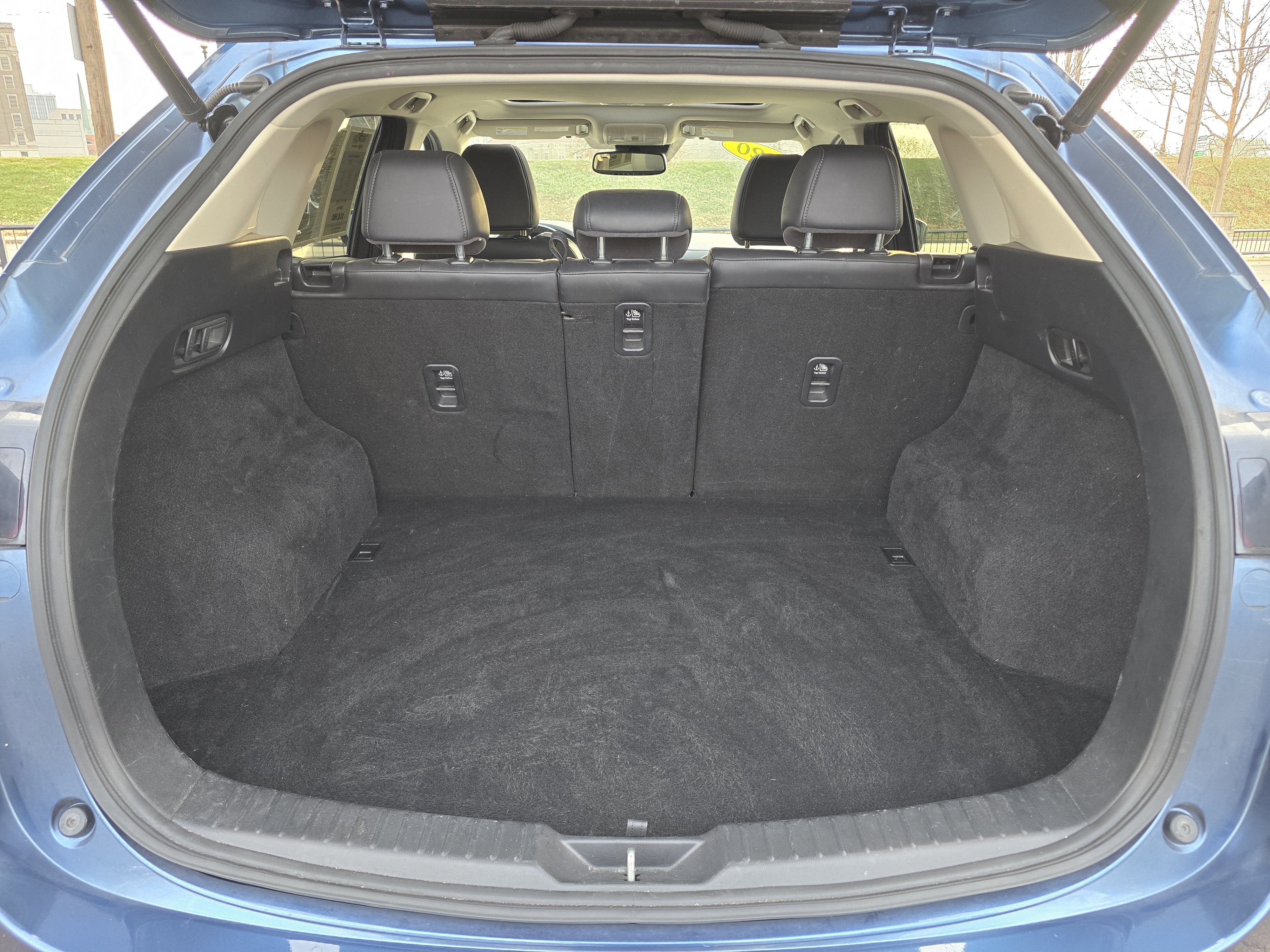 Used 2020 MAZDA CX-5 Touring image 31