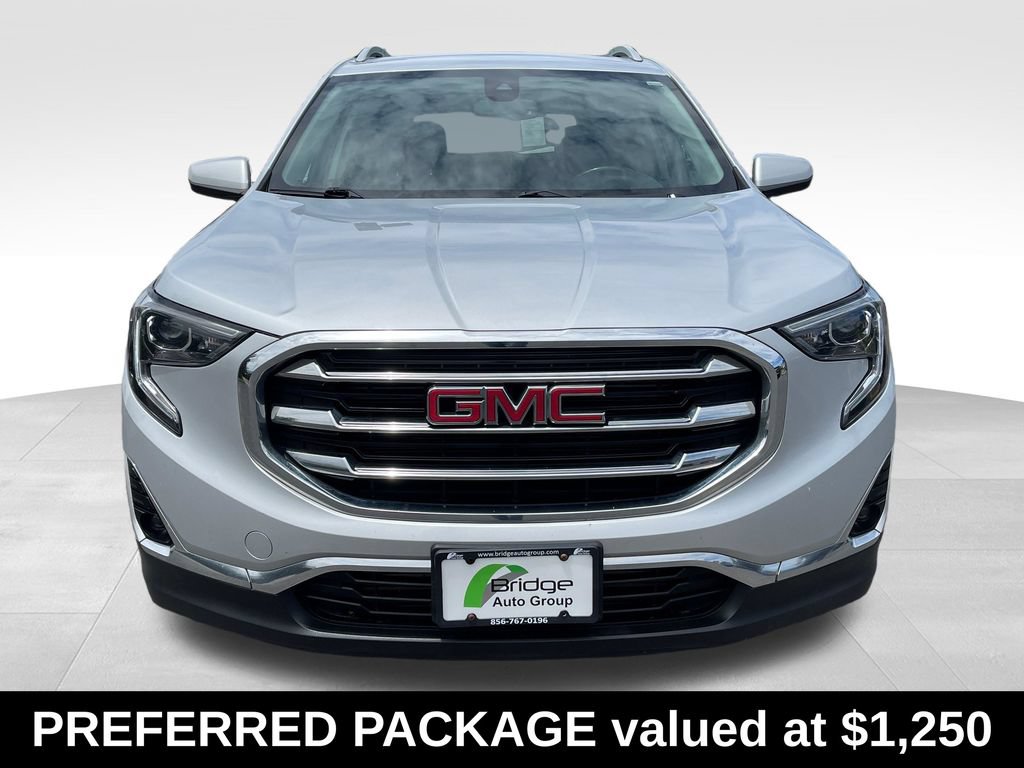 Used 2020 GMC Terrain SLT w/ Preferred Package AWD/4WD image 2