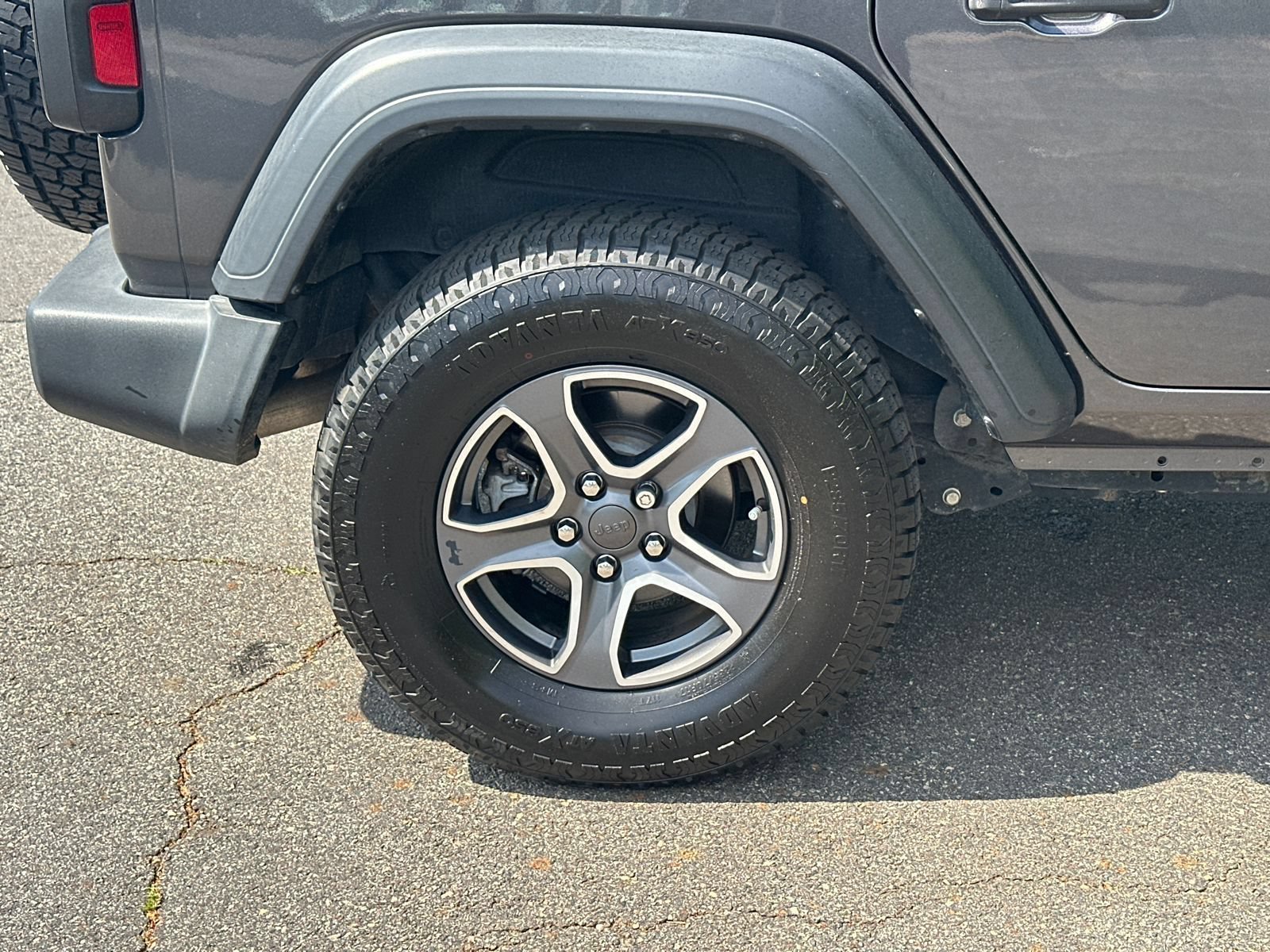 Used 2019 Jeep Wrangler Unlimited Sport S AWD/4WD image 21