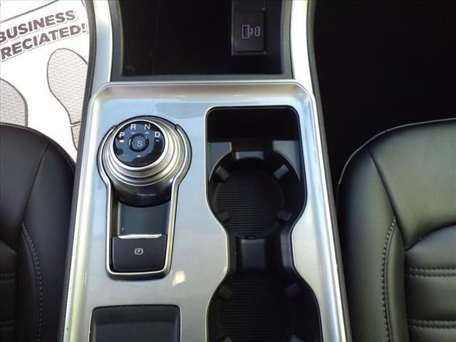 Used 2024 Ford Edge SEL AWD/4WD image 12