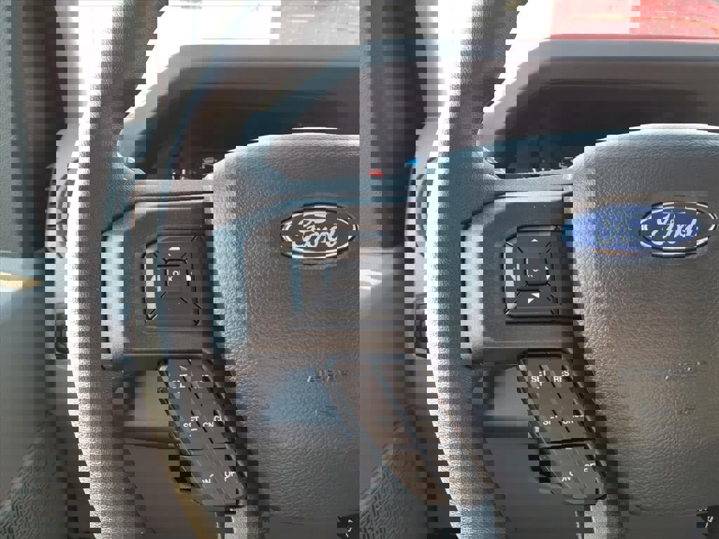 New 2026 Ford E-350 and Econoline 350 Super Duty w/ Power Equipment Group image 40